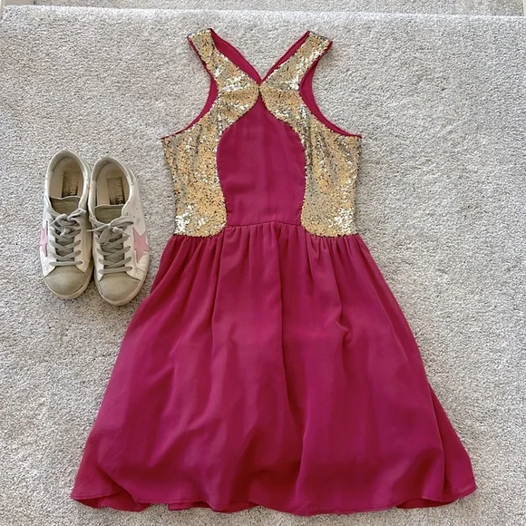 Sleeveless Pink with Gold Sequin Cocktail Dress - Picture 6 of 10